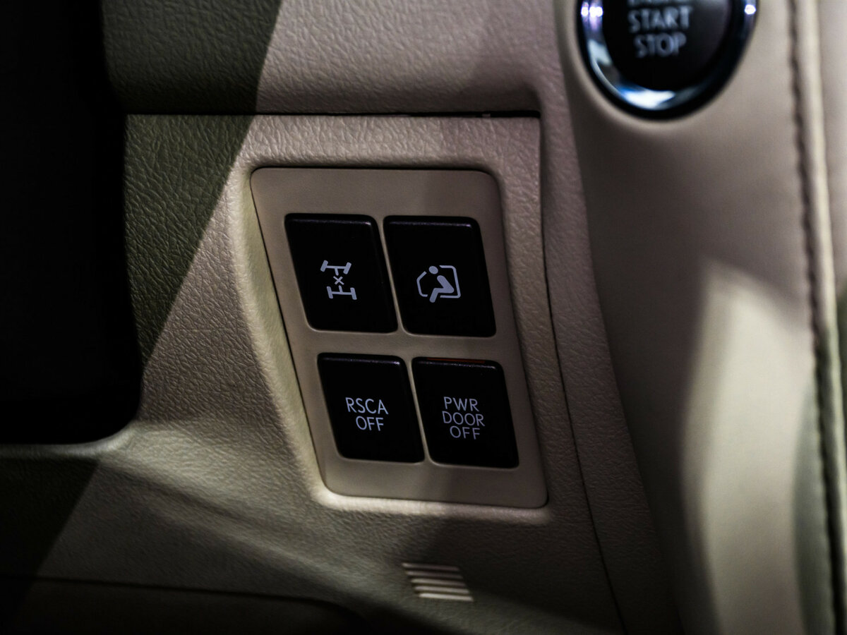 Купить Lexus LX с пробегом. Фото: #23