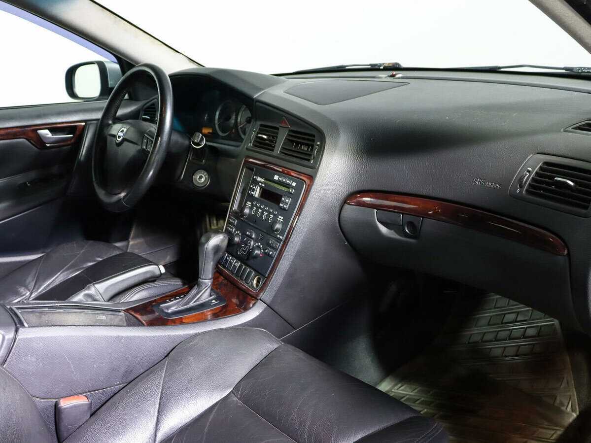 Купить Volvo S60 с пробегом. Фото: #8
