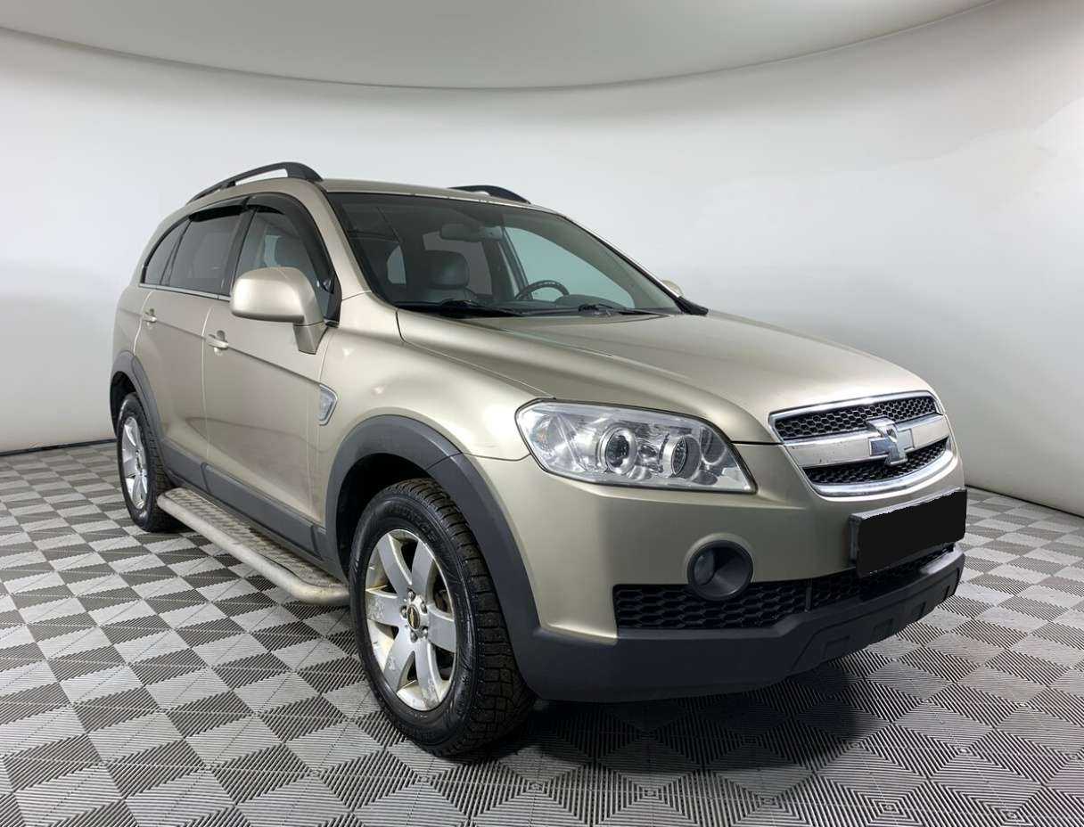 Купить Chevrolet Captiva с пробегом. Фото: #2