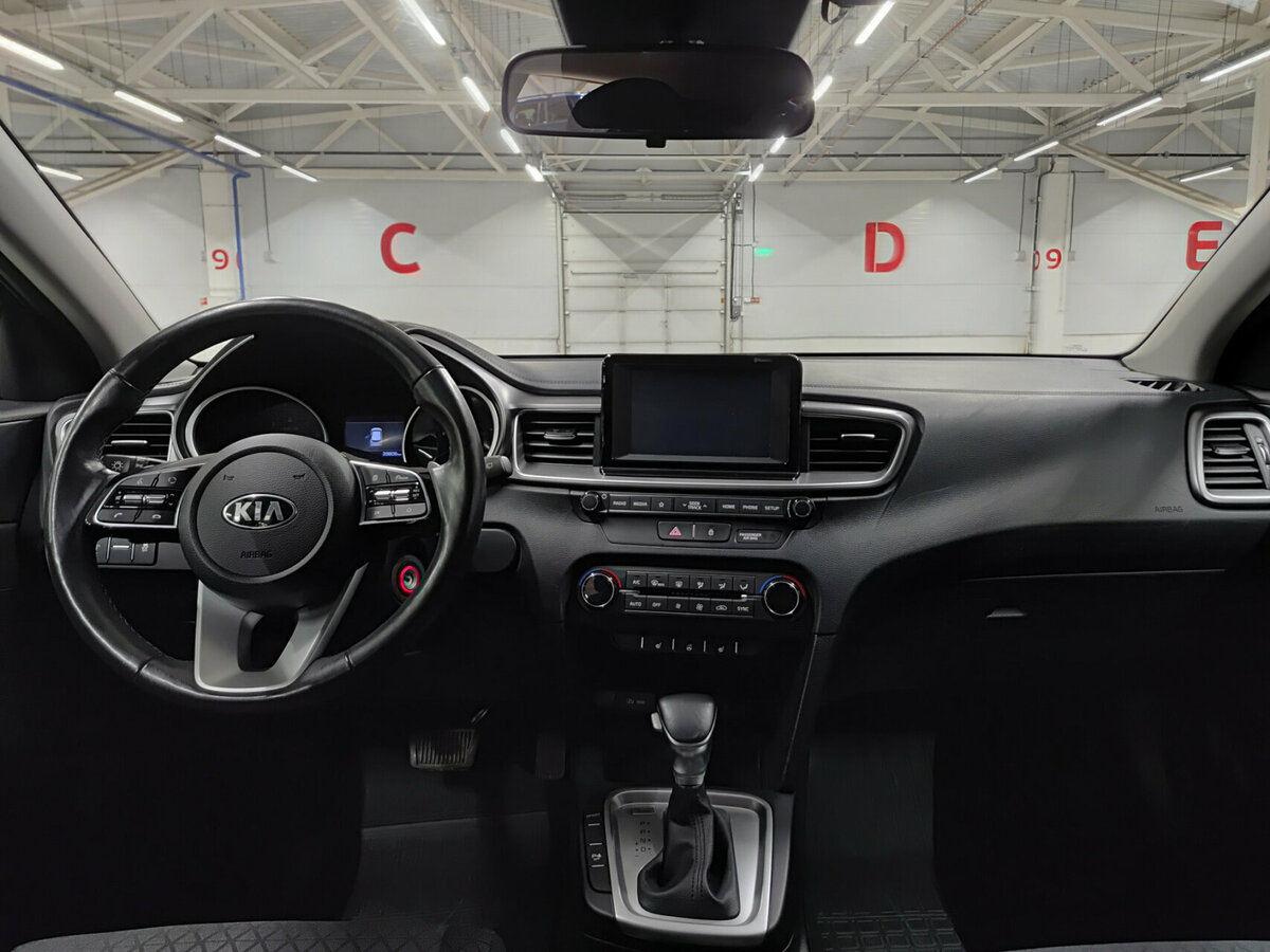 Купить Kia Ceed с пробегом. Фото: #13
