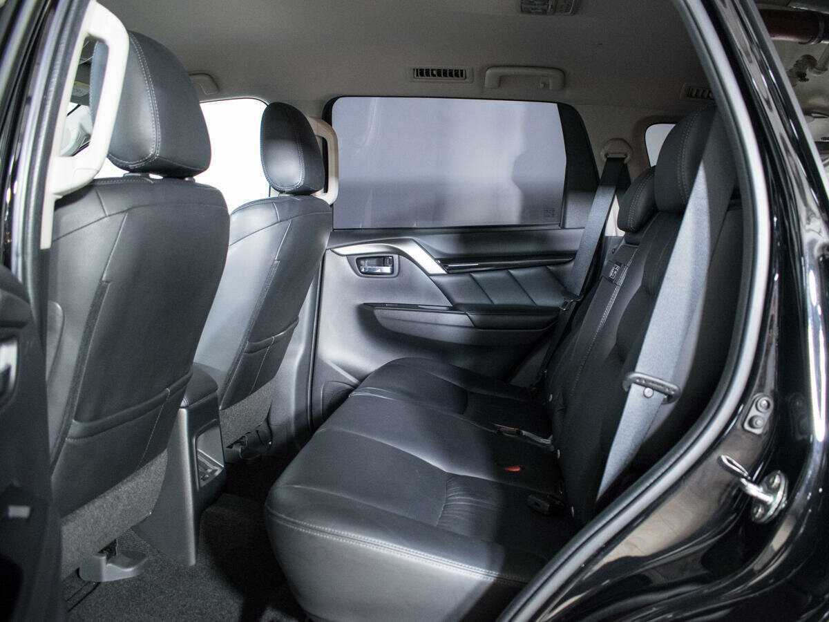 Купить Mitsubishi Pajero Sport с пробегом. Фото: #9