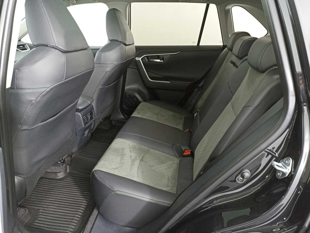 Купить Toyota RAV4 с пробегом. Фото: #9