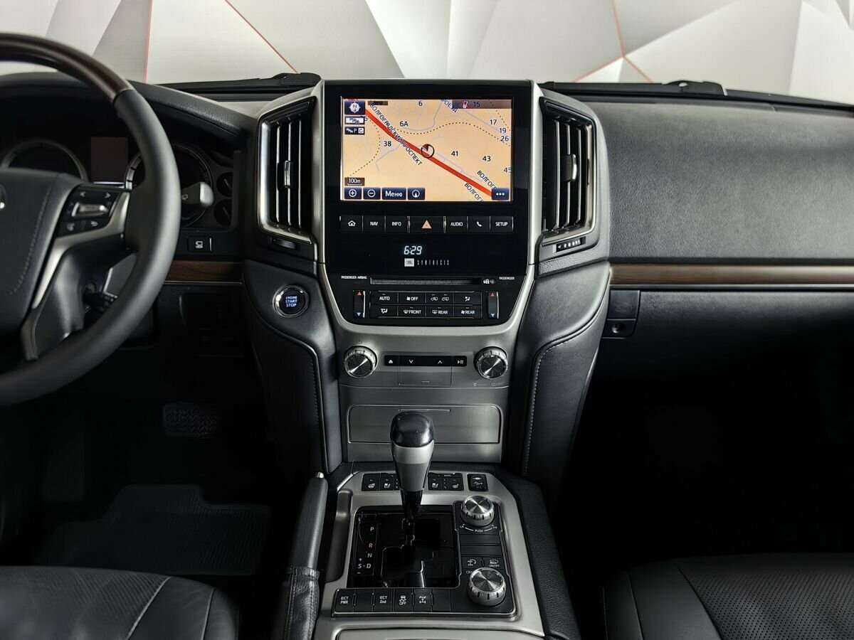 Купить Toyota Land Cruiser с пробегом. Фото: #10