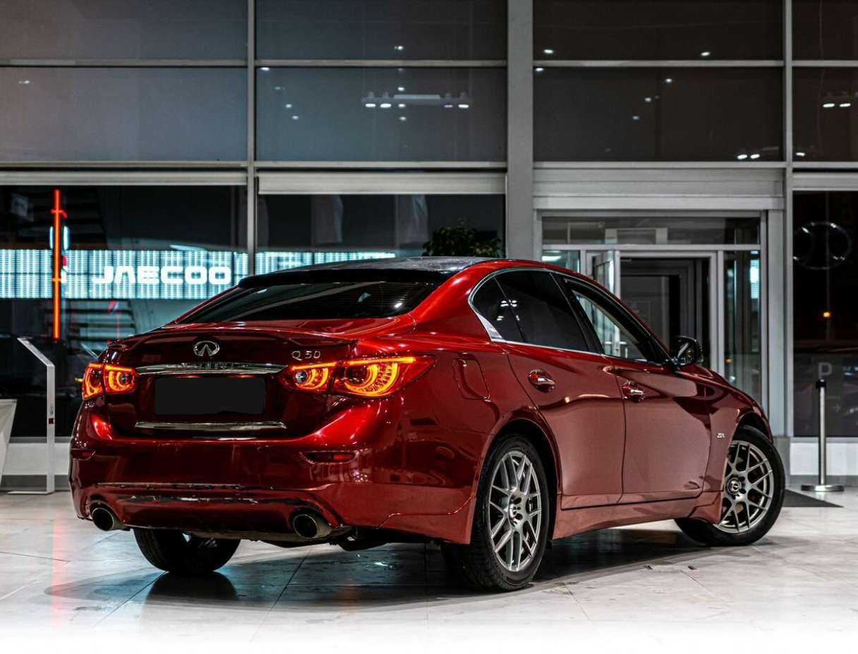 Купить Infiniti Q50 с пробегом. Фото: #2