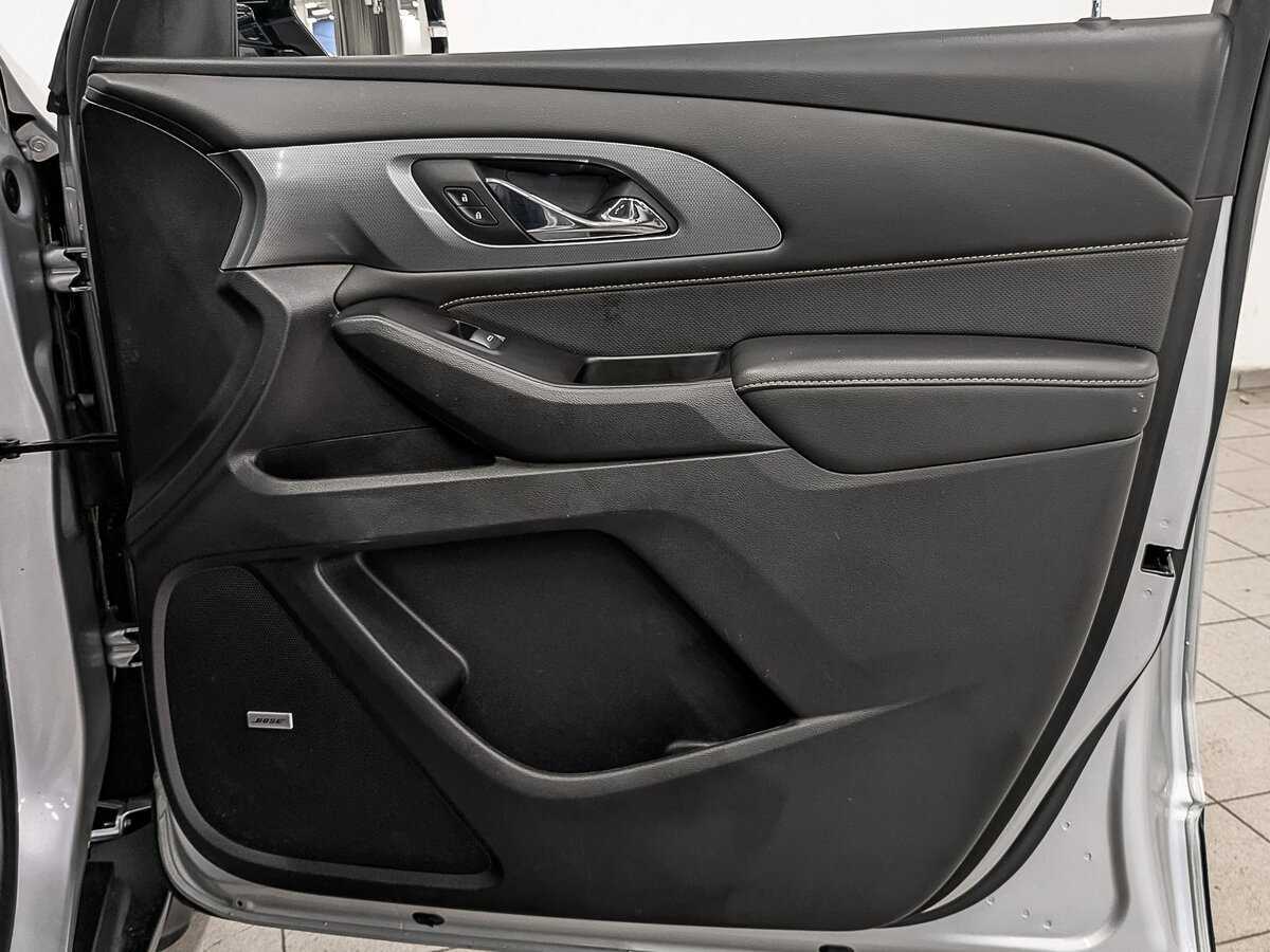 Купить Chevrolet Traverse с пробегом. Фото: #23