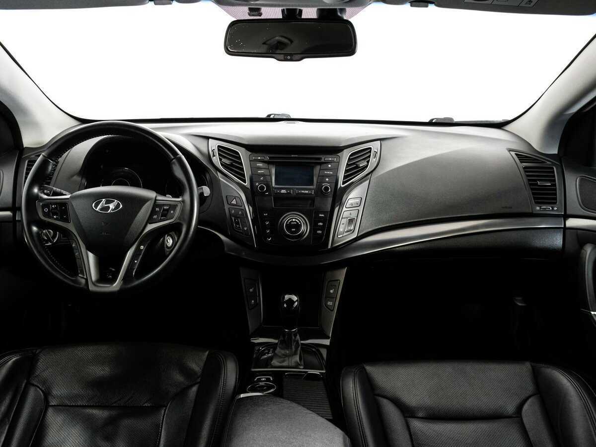 Купить Hyundai i40 с пробегом. Фото: #7