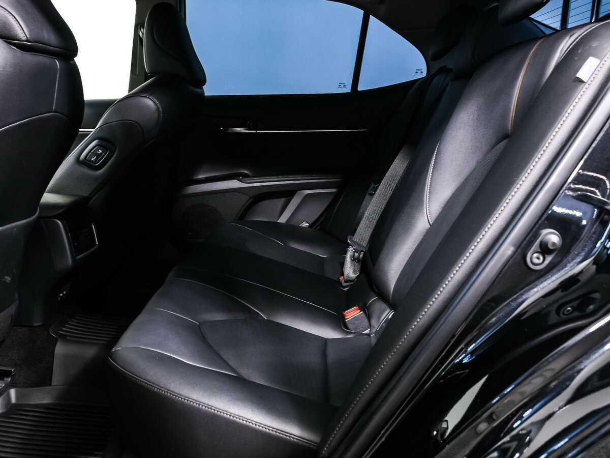 Купить Toyota Camry с пробегом. Фото: #11