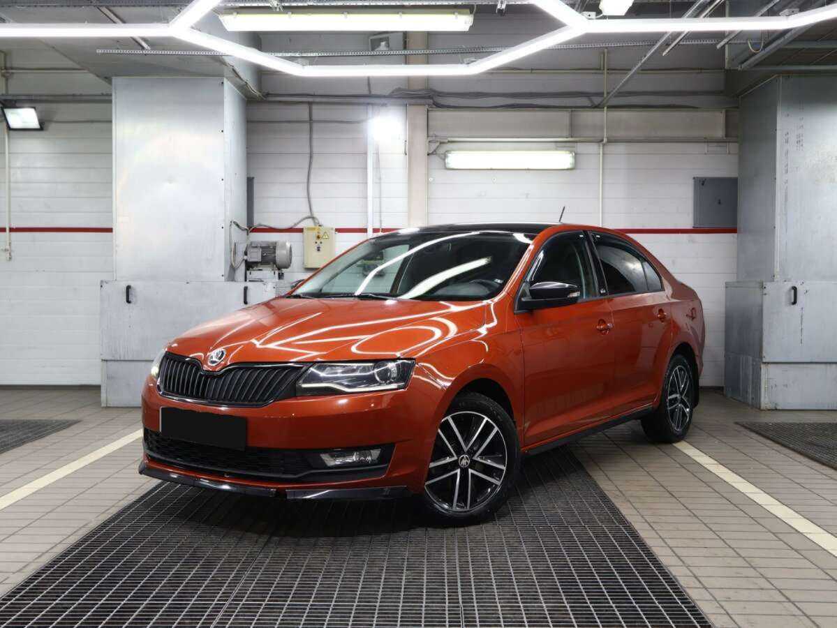 Купить Skoda Rapid с пробегом. Посмотреть фото
