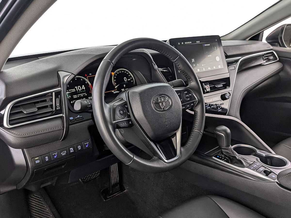 Купить Toyota Camry с пробегом. Фото: #14