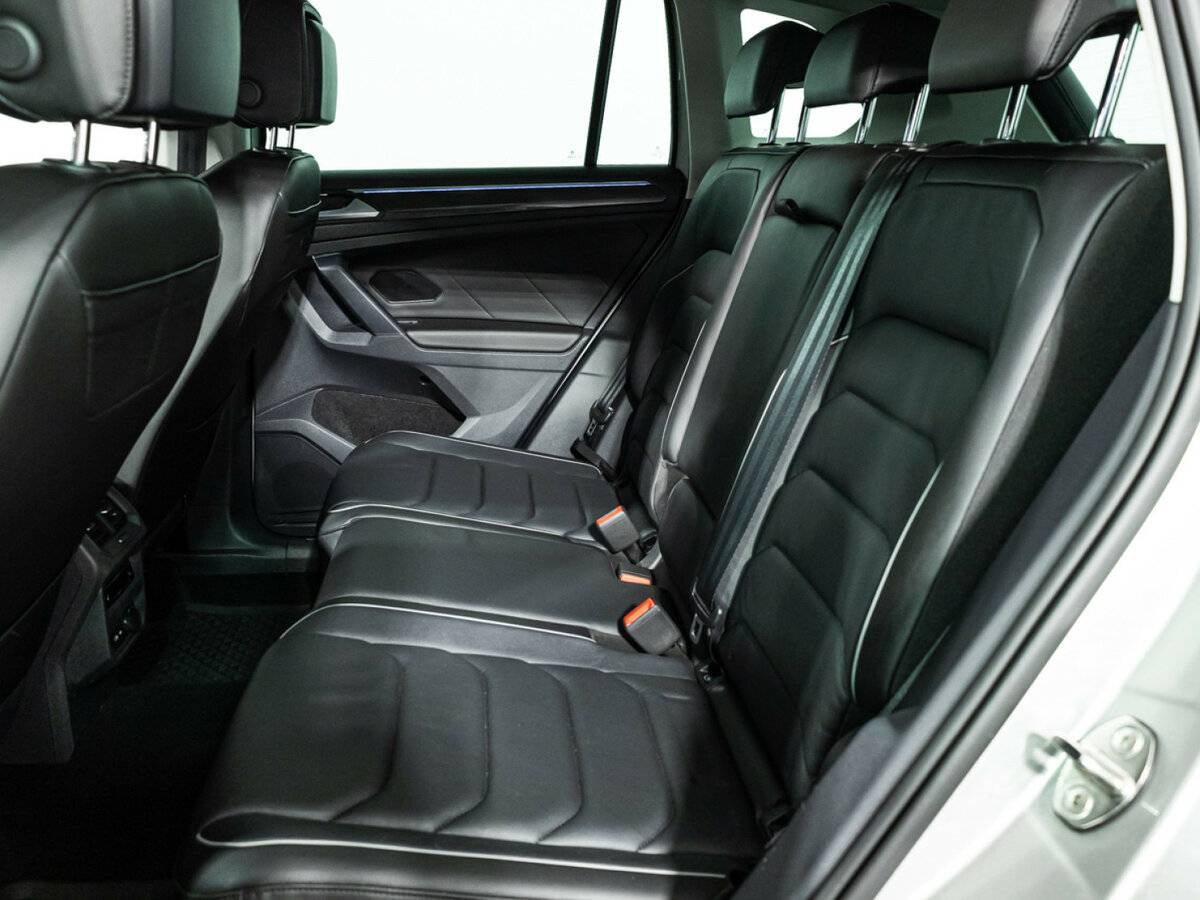 Купить Volkswagen Tiguan с пробегом. Фото: #8