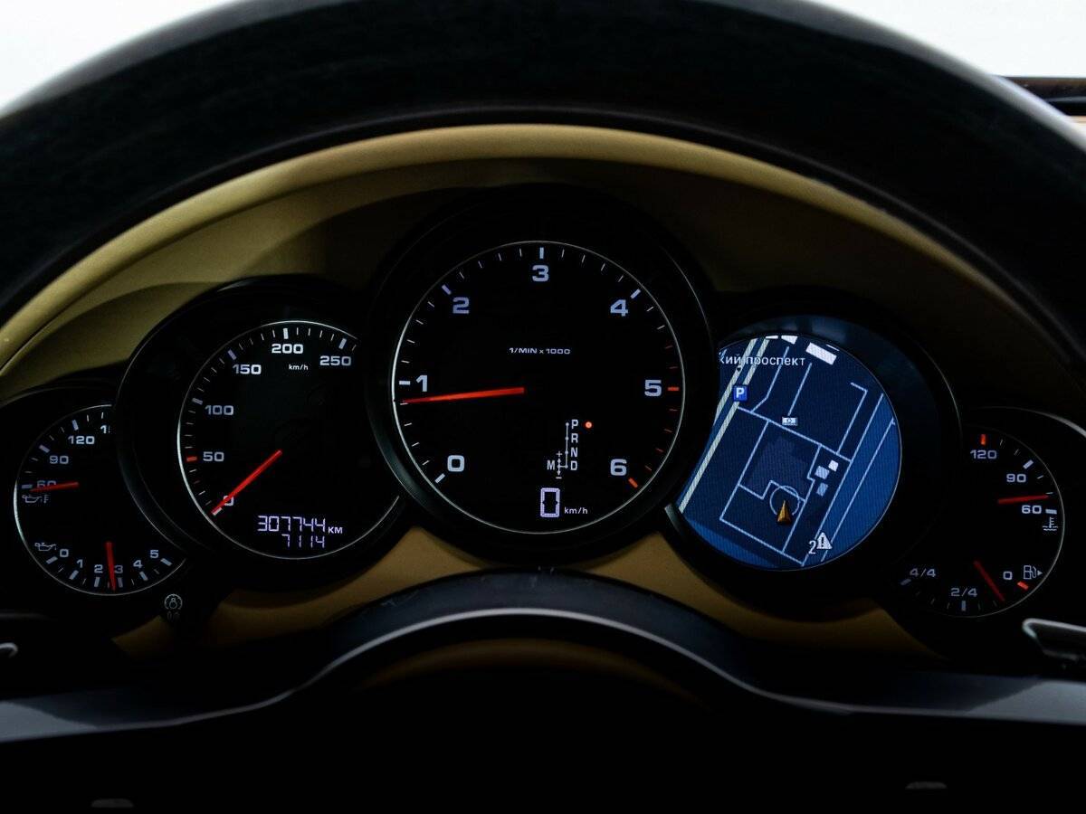 Купить Porsche Cayenne с пробегом. Фото: #24