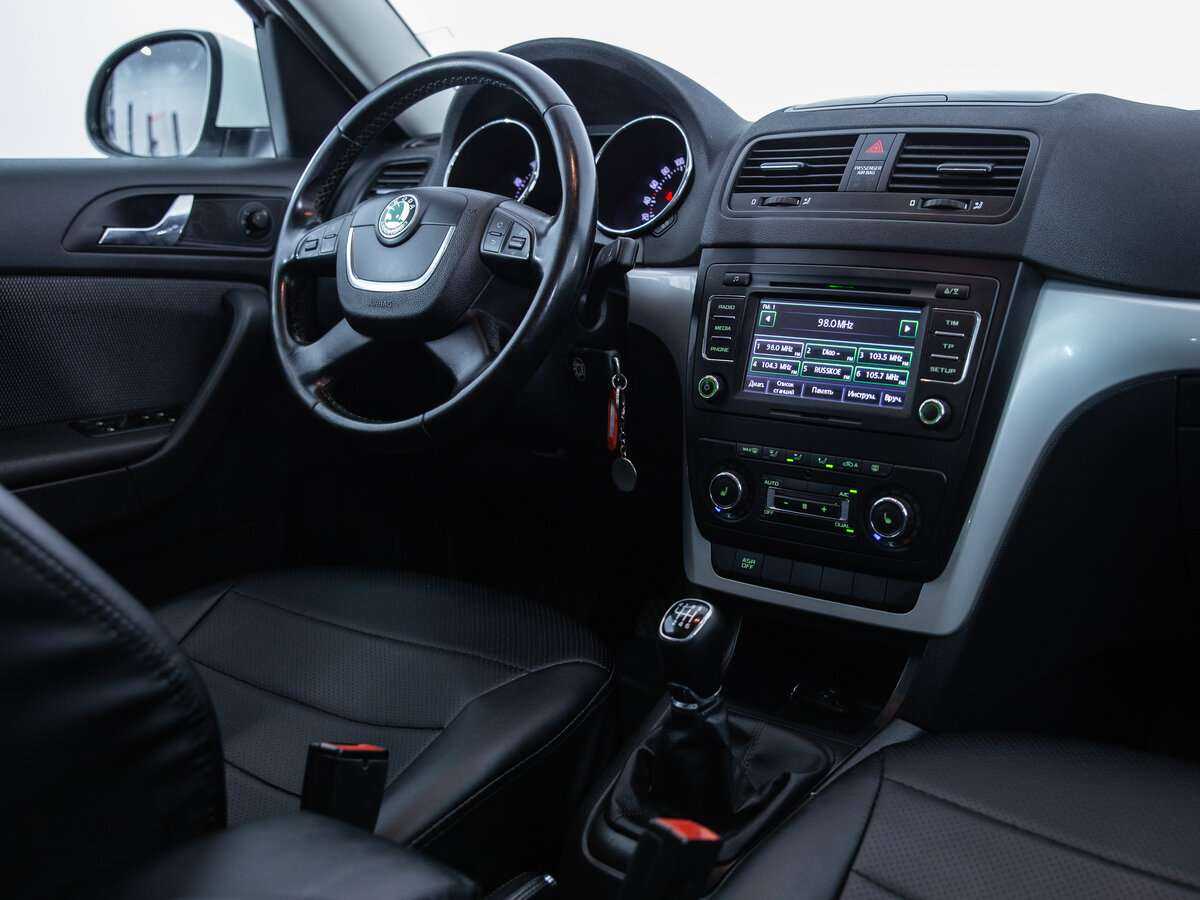 Купить Skoda Yeti с пробегом. Фото: #9