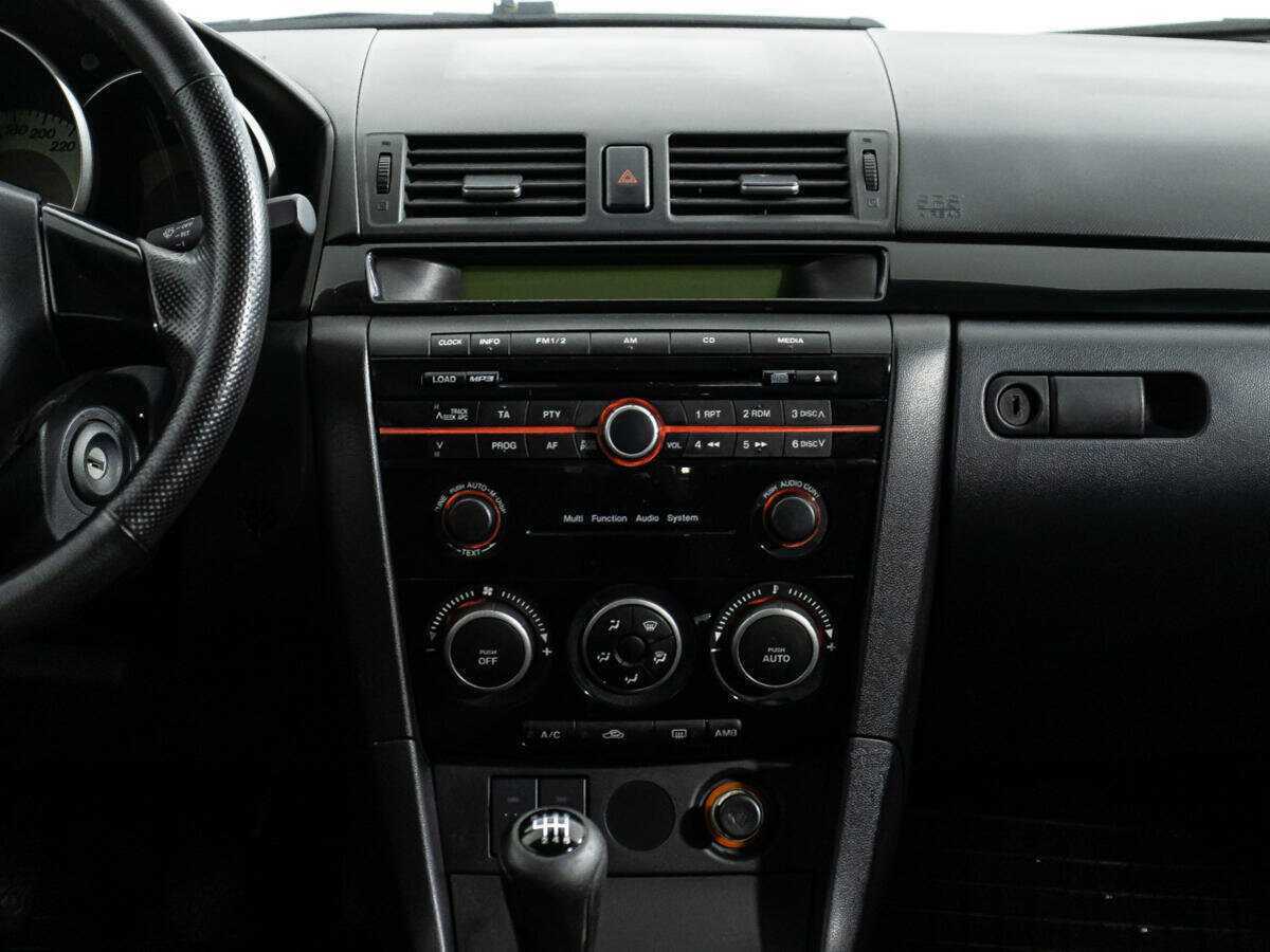 Купить Mazda 3 с пробегом. Фото: #13