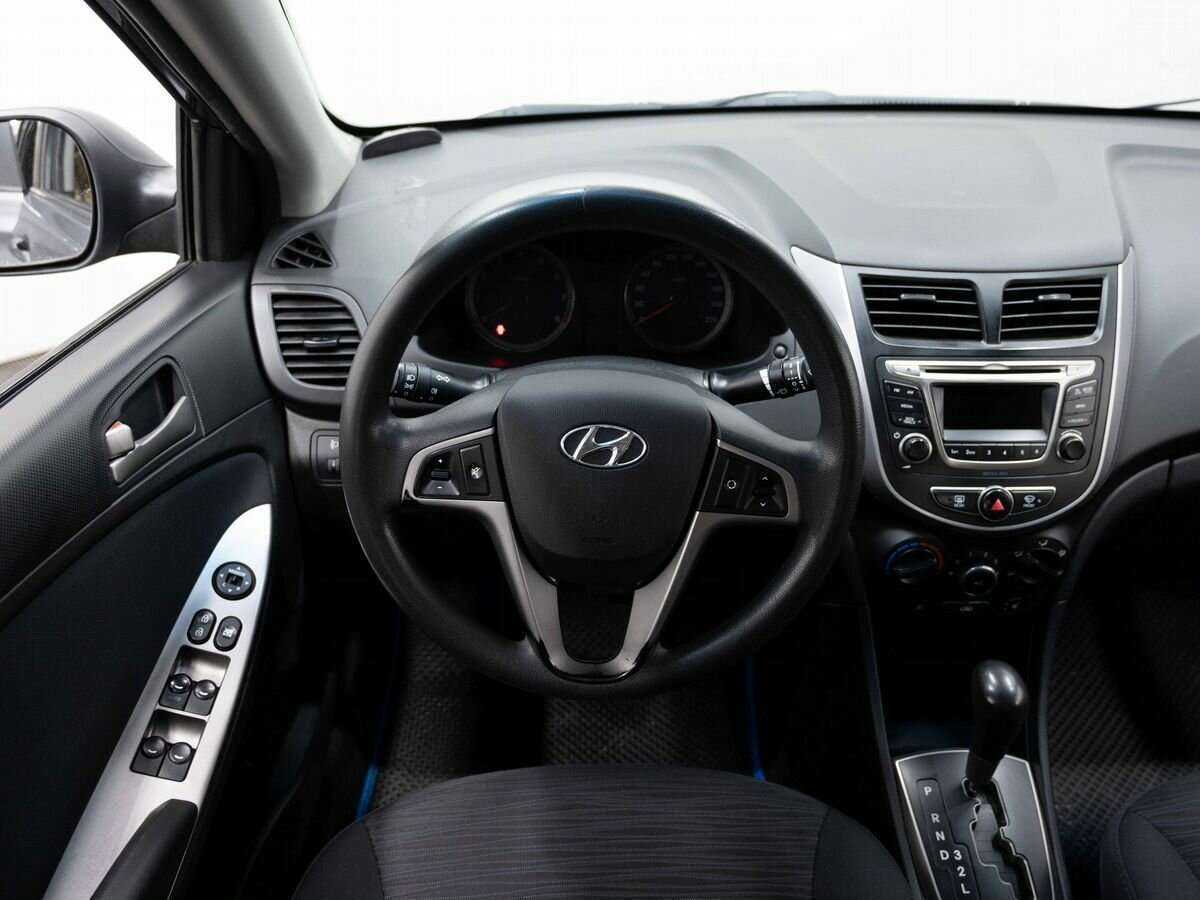 Купить Hyundai Solaris с пробегом. Фото: #15