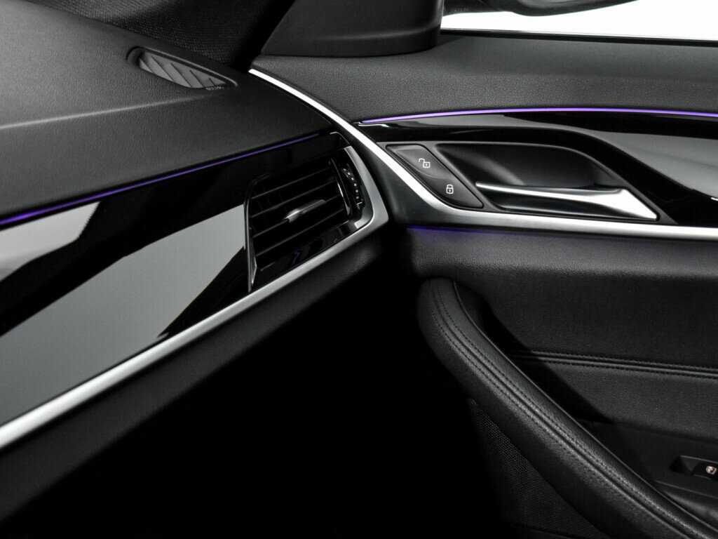 Купить BMW 5 серии с пробегом. Фото: #23