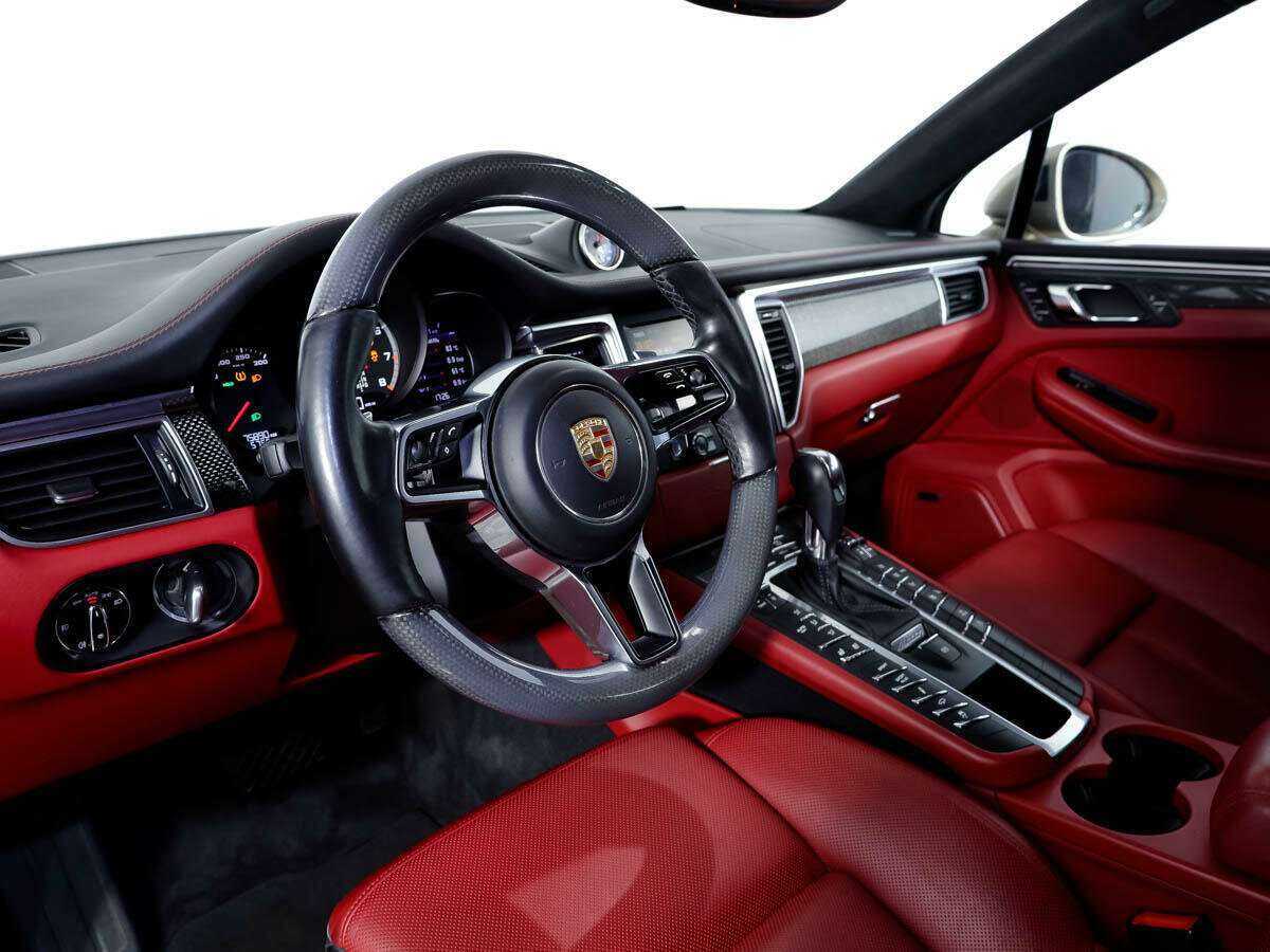 Купить Porsche Macan с пробегом. Фото: #9