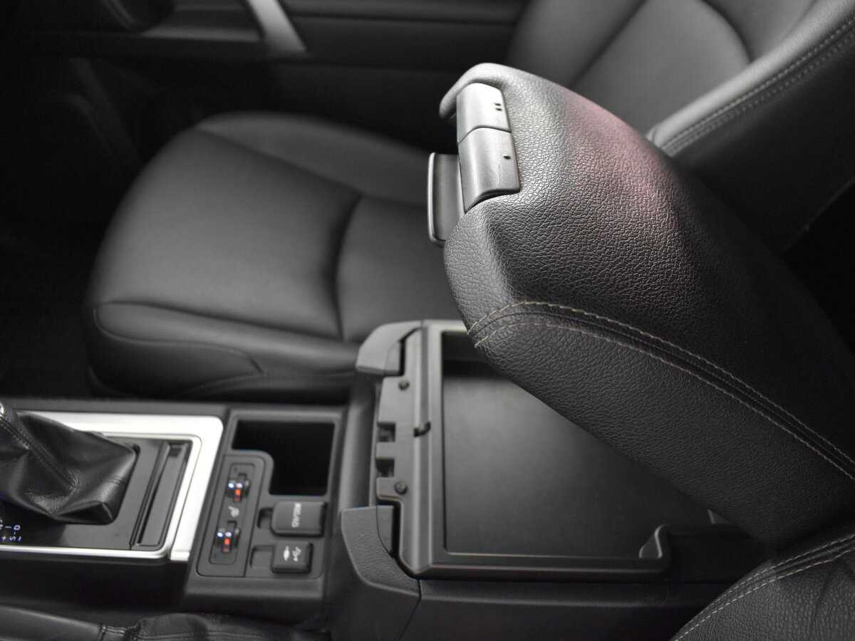 Купить Toyota Land Cruiser Prado с пробегом. Фото: #20