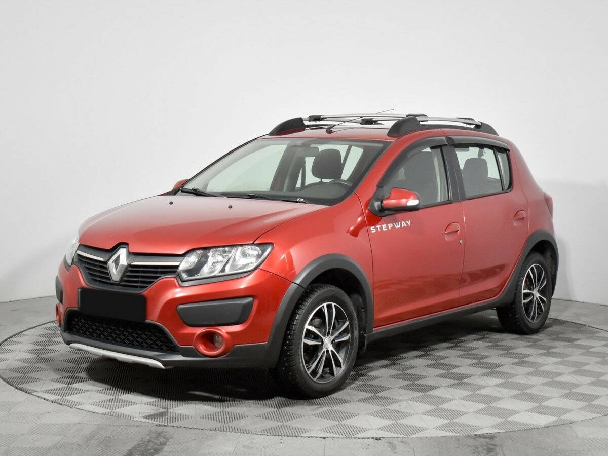Купить Renault Sandero с пробегом. Посмотреть фото