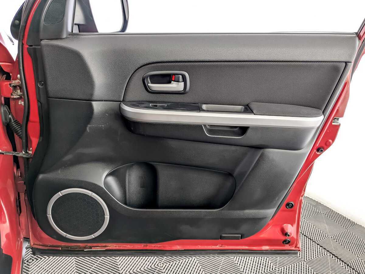Купить Suzuki Grand Vitara с пробегом. Фото: #23
