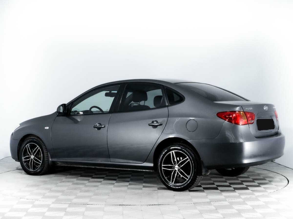 Купить Hyundai Elantra с пробегом. Фото: #6