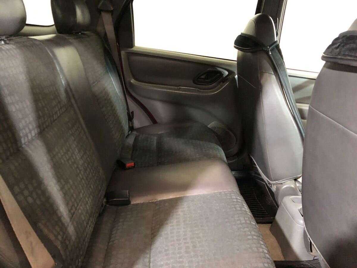 Купить Ford Escape с пробегом. Фото: #10