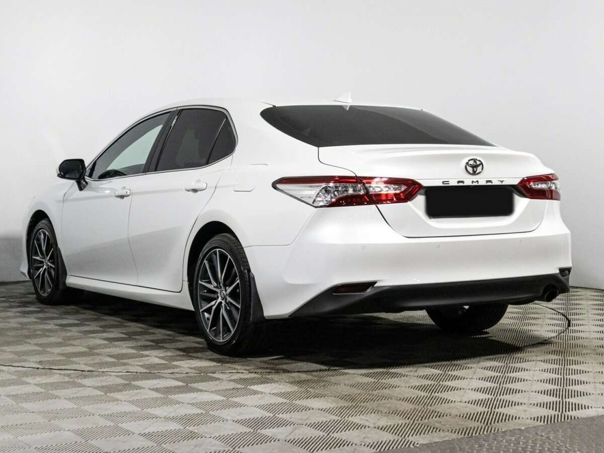 Купить Toyota Camry с пробегом. Фото: #6
