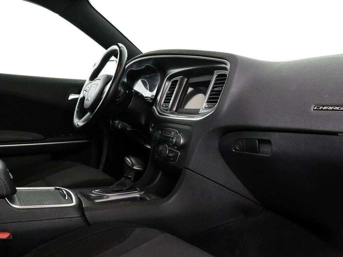 Купить Dodge Charger с пробегом. Фото: #6