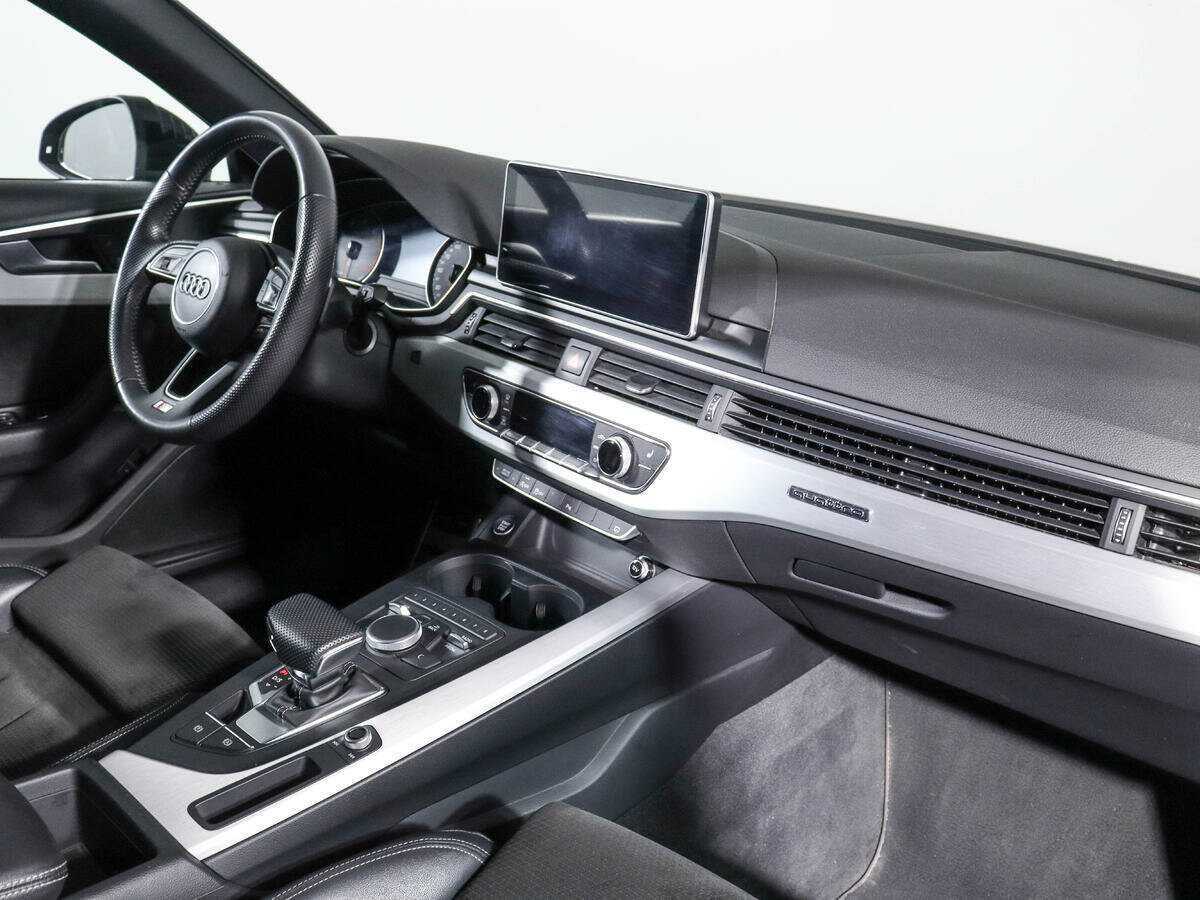 Купить Audi A4 с пробегом. Фото: #6