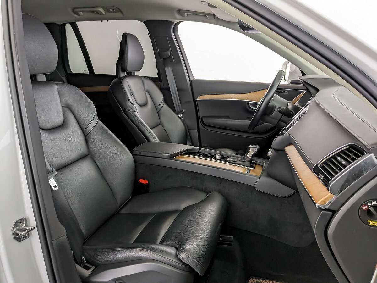 Купить Volvo XC90 с пробегом. Фото: #20