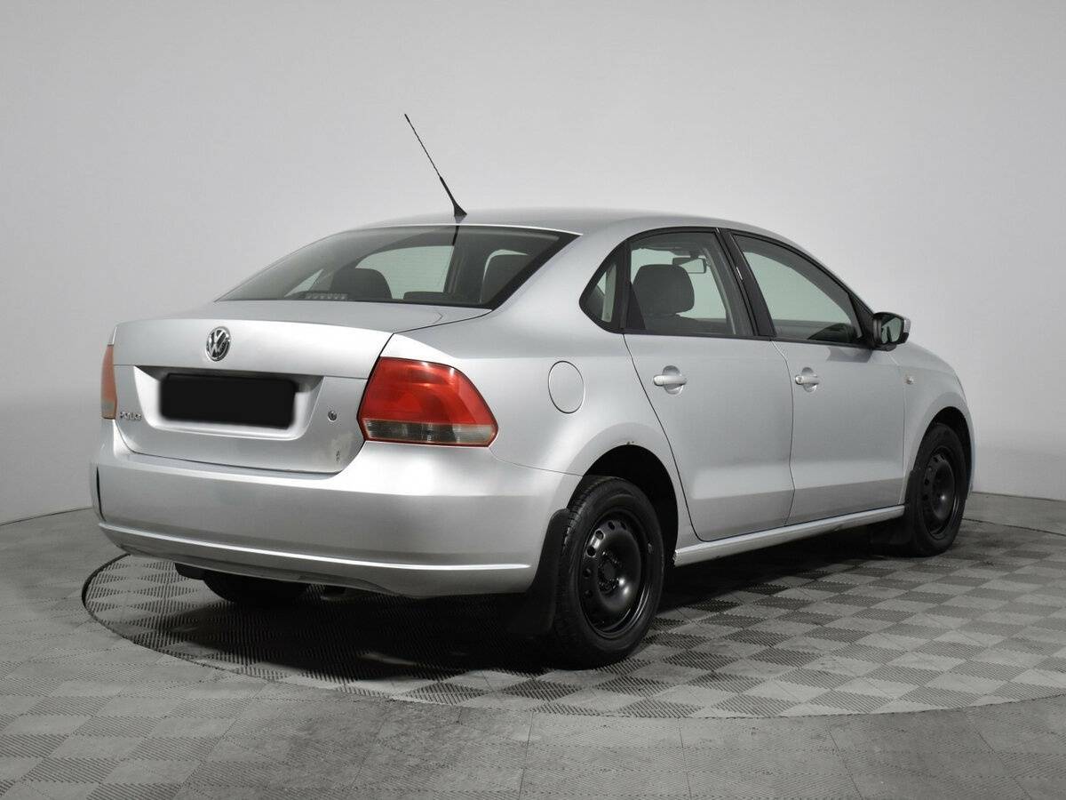 Купить Volkswagen Polo с пробегом. Фото: #4