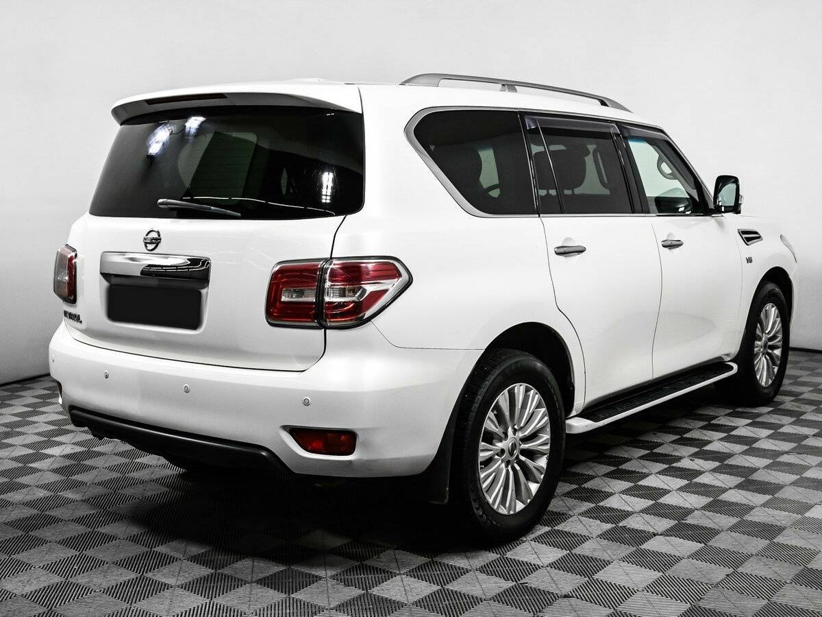Купить Nissan Patrol с пробегом. Фото: #4
