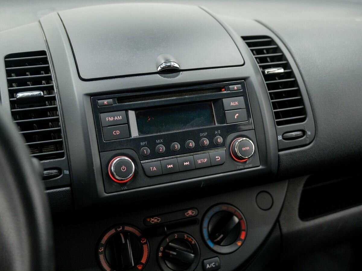Купить Nissan Note с пробегом. Фото: #19