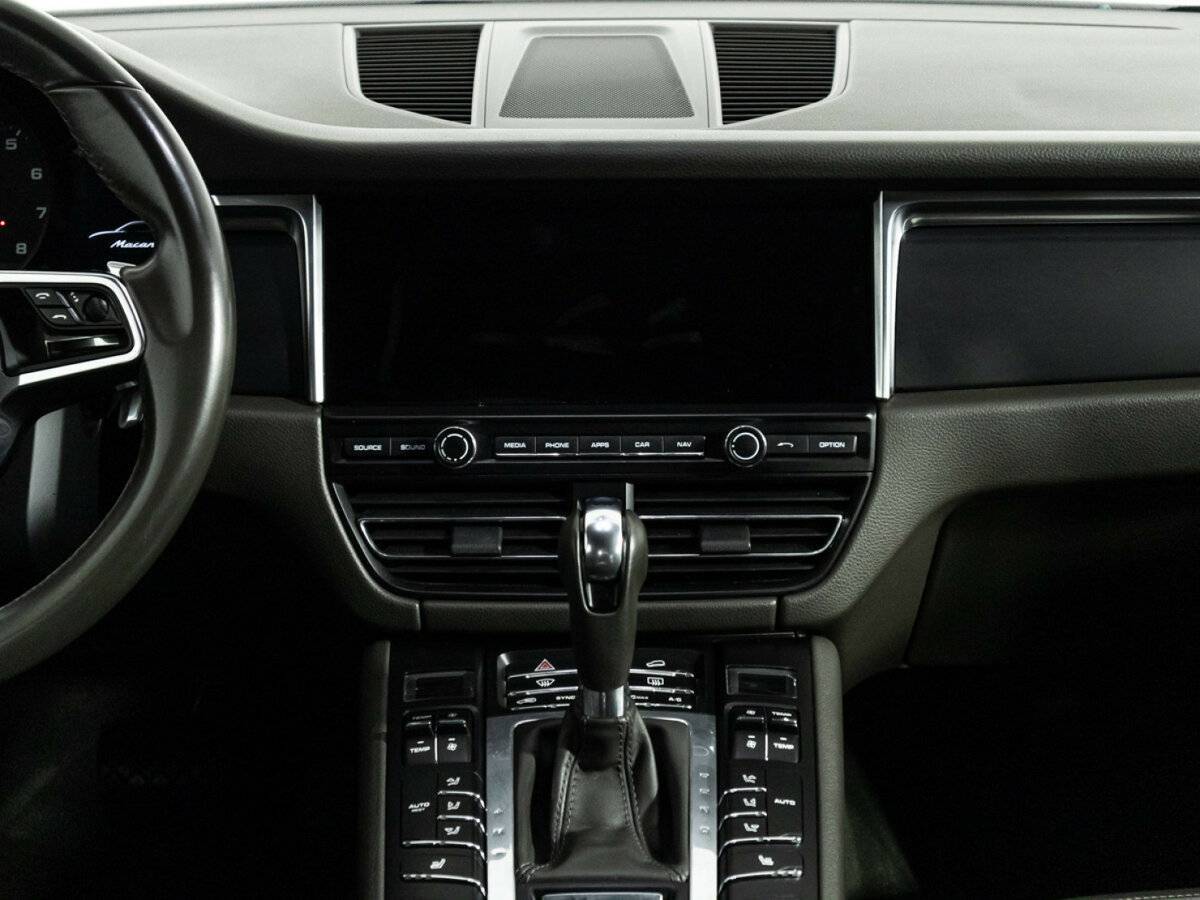 Купить Porsche Macan с пробегом. Фото: #22