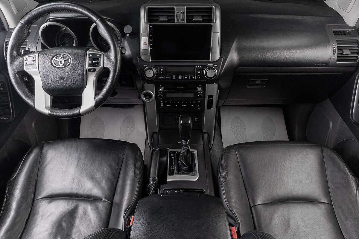 Купить Toyota Land Cruiser Prado с пробегом. Фото: #4
