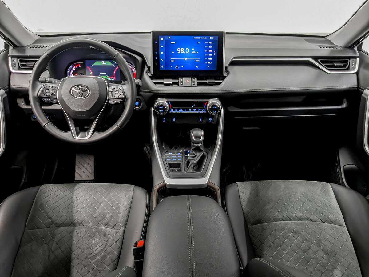 Купить Toyota RAV4 с пробегом. Фото: #10