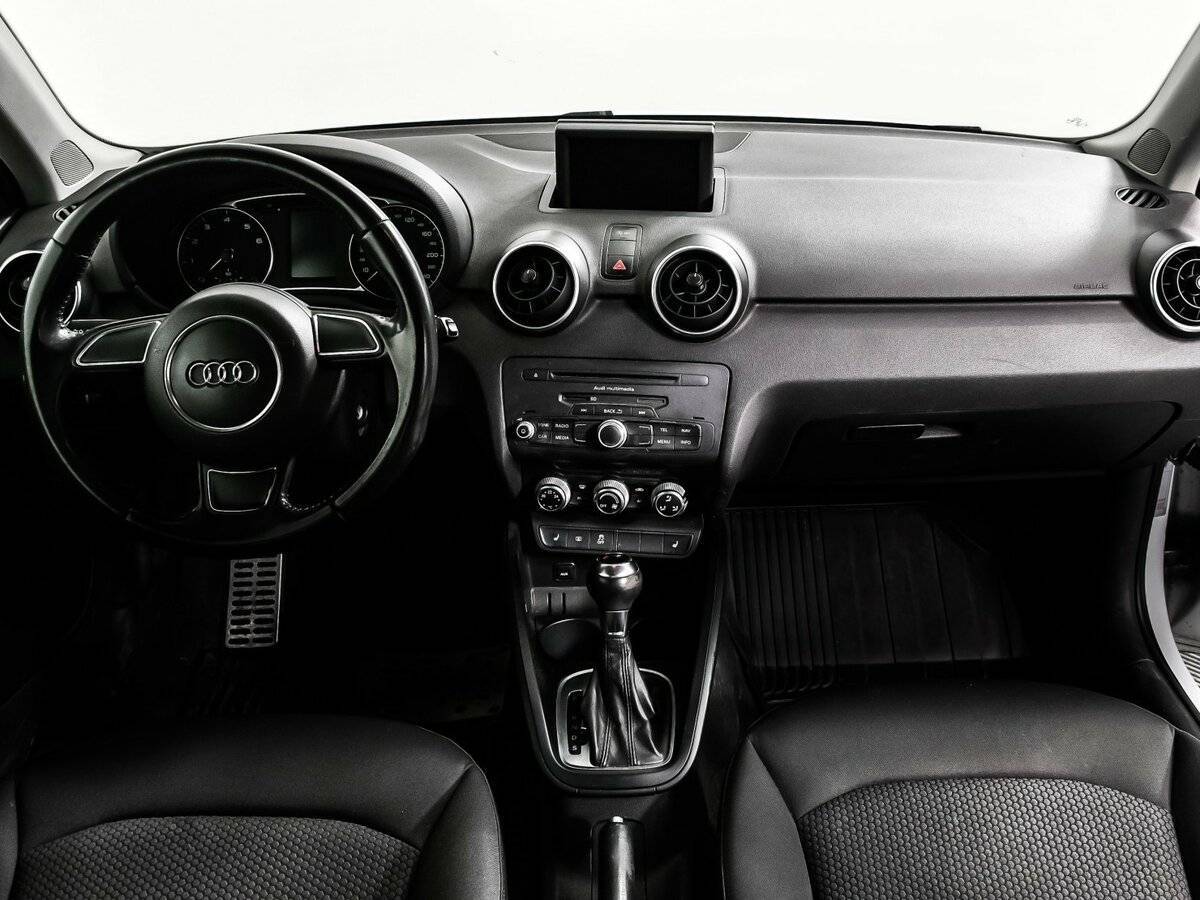 Купить Audi A1 с пробегом. Фото: #10