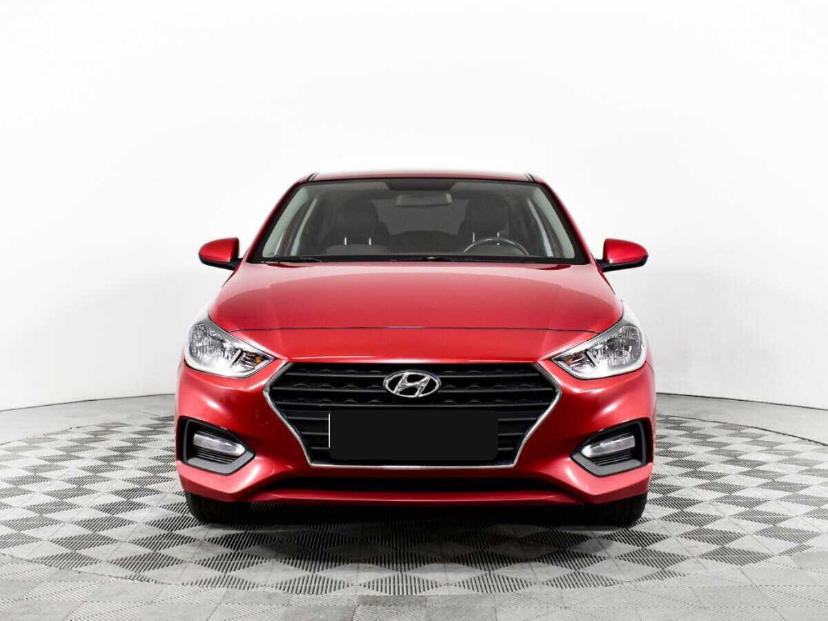 Купить Hyundai Solaris с пробегом. Фото: #1
