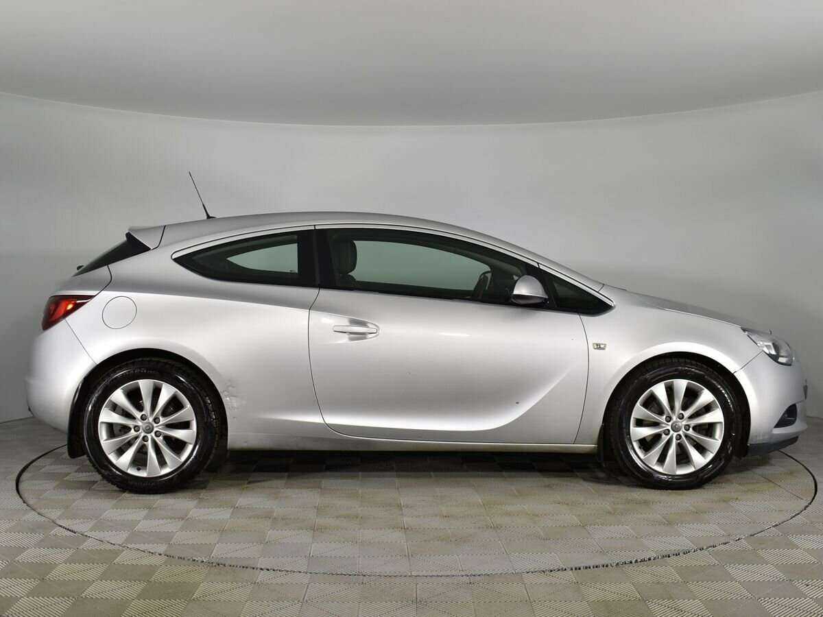 Купить Opel Astra с пробегом. Фото: #4