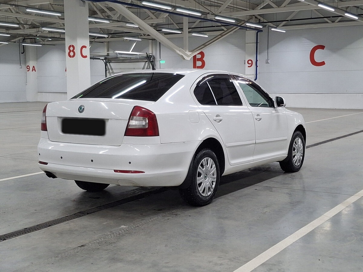Купить Skoda Octavia с пробегом. Фото: #4