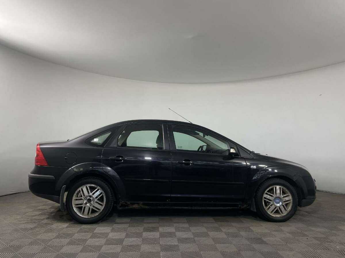 Купить Ford Focus с пробегом. Фото: #3
