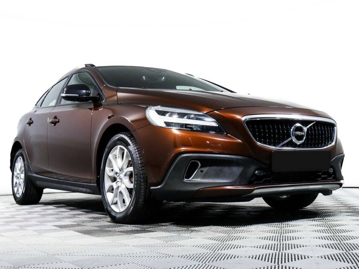 Купить Volvo V40 Cross Country с пробегом. Фото: #18
