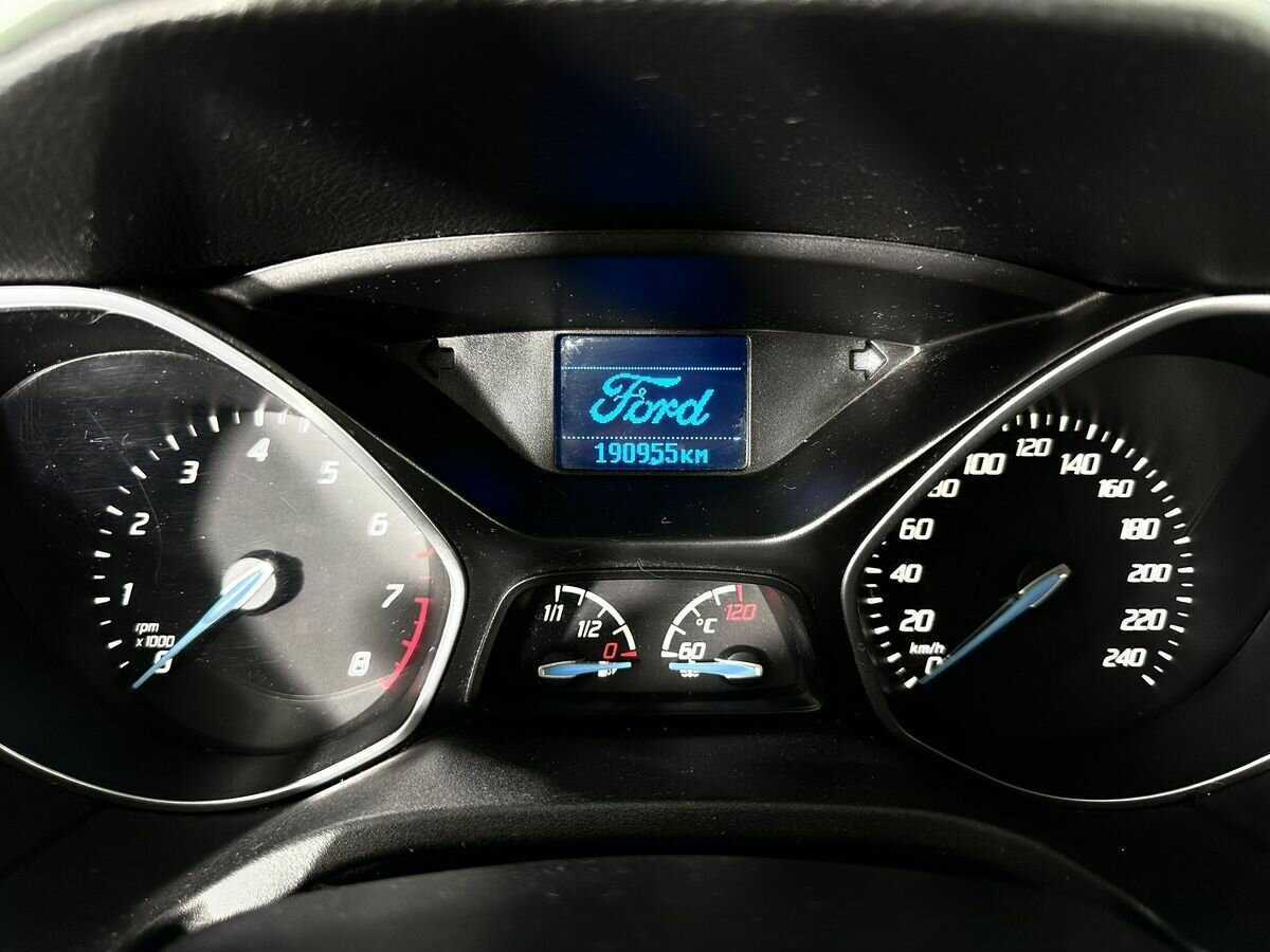 Купить Ford Focus с пробегом. Фото: #9