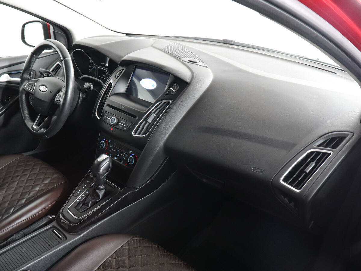 Купить Ford Focus с пробегом. Фото: #9