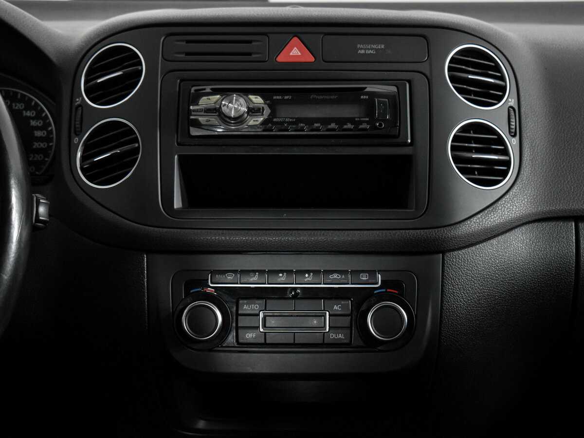 Купить Volkswagen Golf Plus с пробегом. Фото: #13