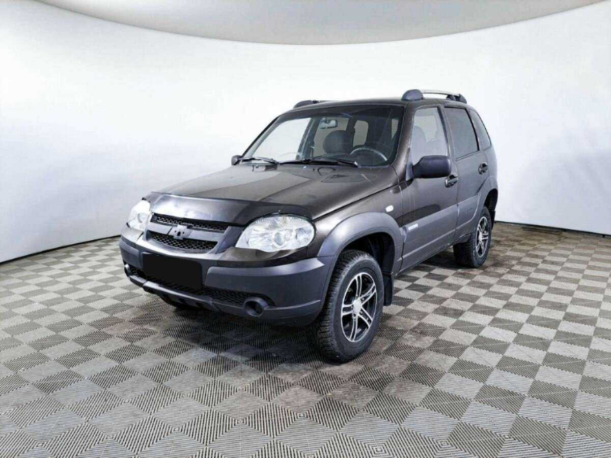 Купить Chevrolet Niva с пробегом. Посмотреть фото