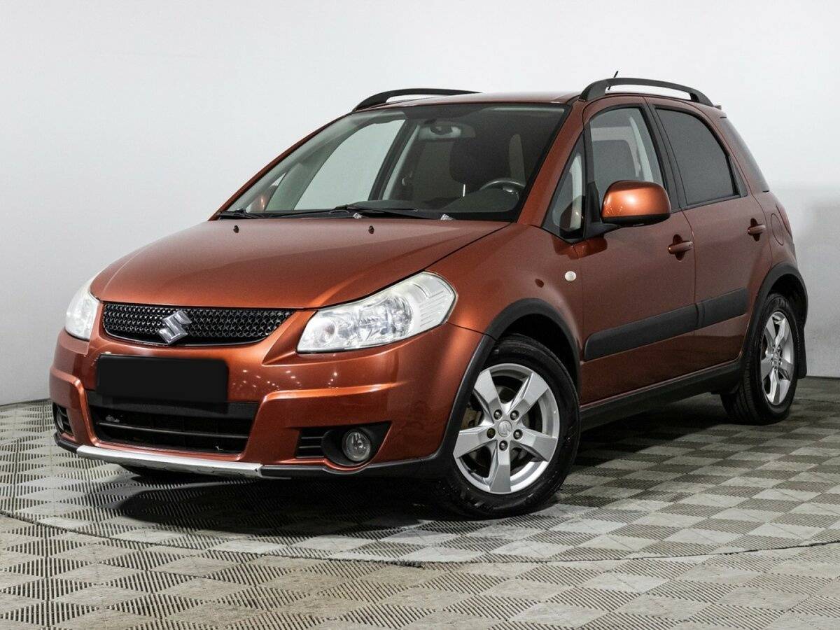 Купить Suzuki SX4 с пробегом. Посмотреть фото