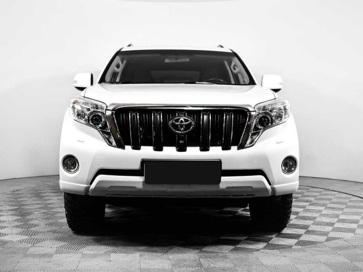 Купить Toyota Land Cruiser Prado с пробегом. Фото: #1