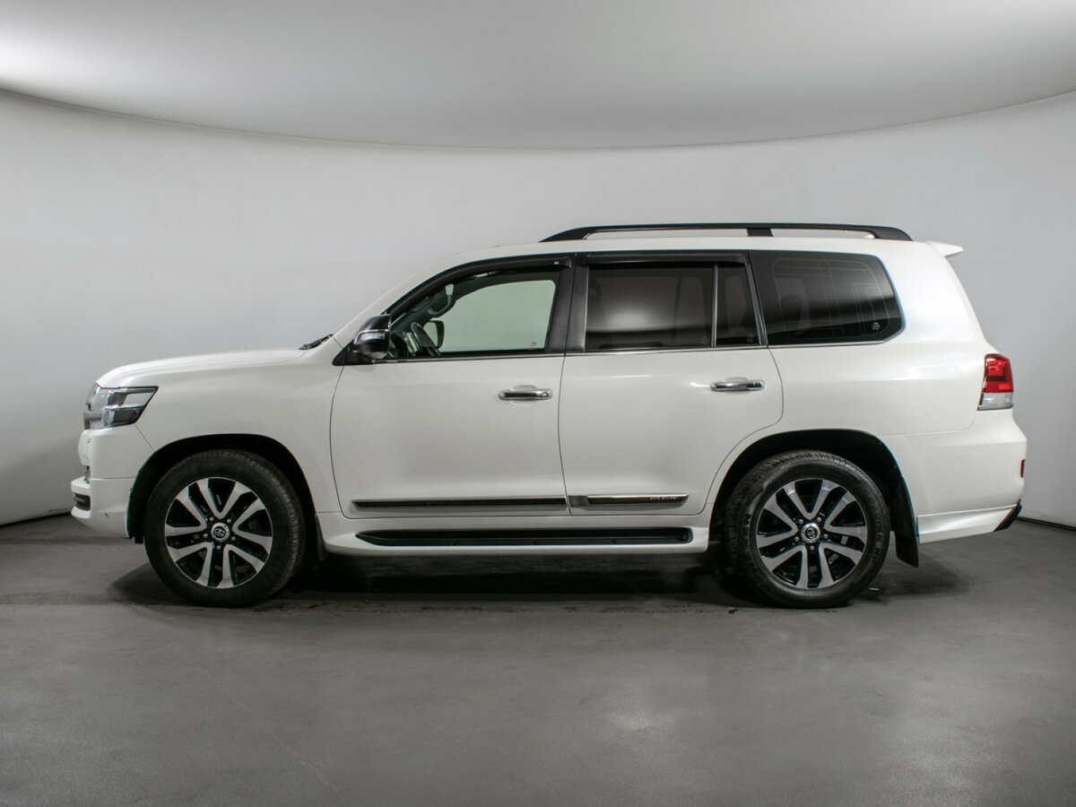 Купить Toyota Land Cruiser с пробегом. Фото: #7
