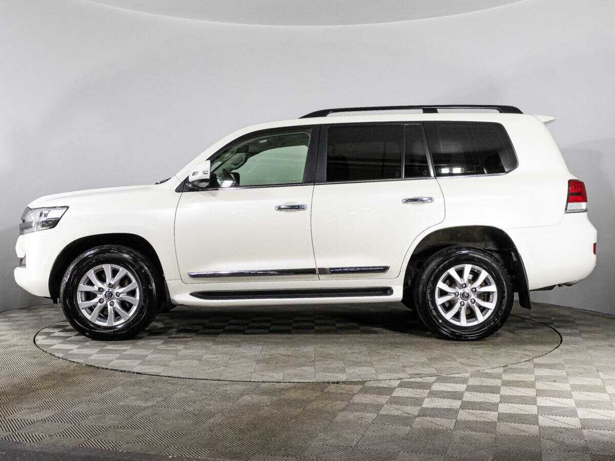 Купить Toyota Land Cruiser с пробегом. Фото: #7