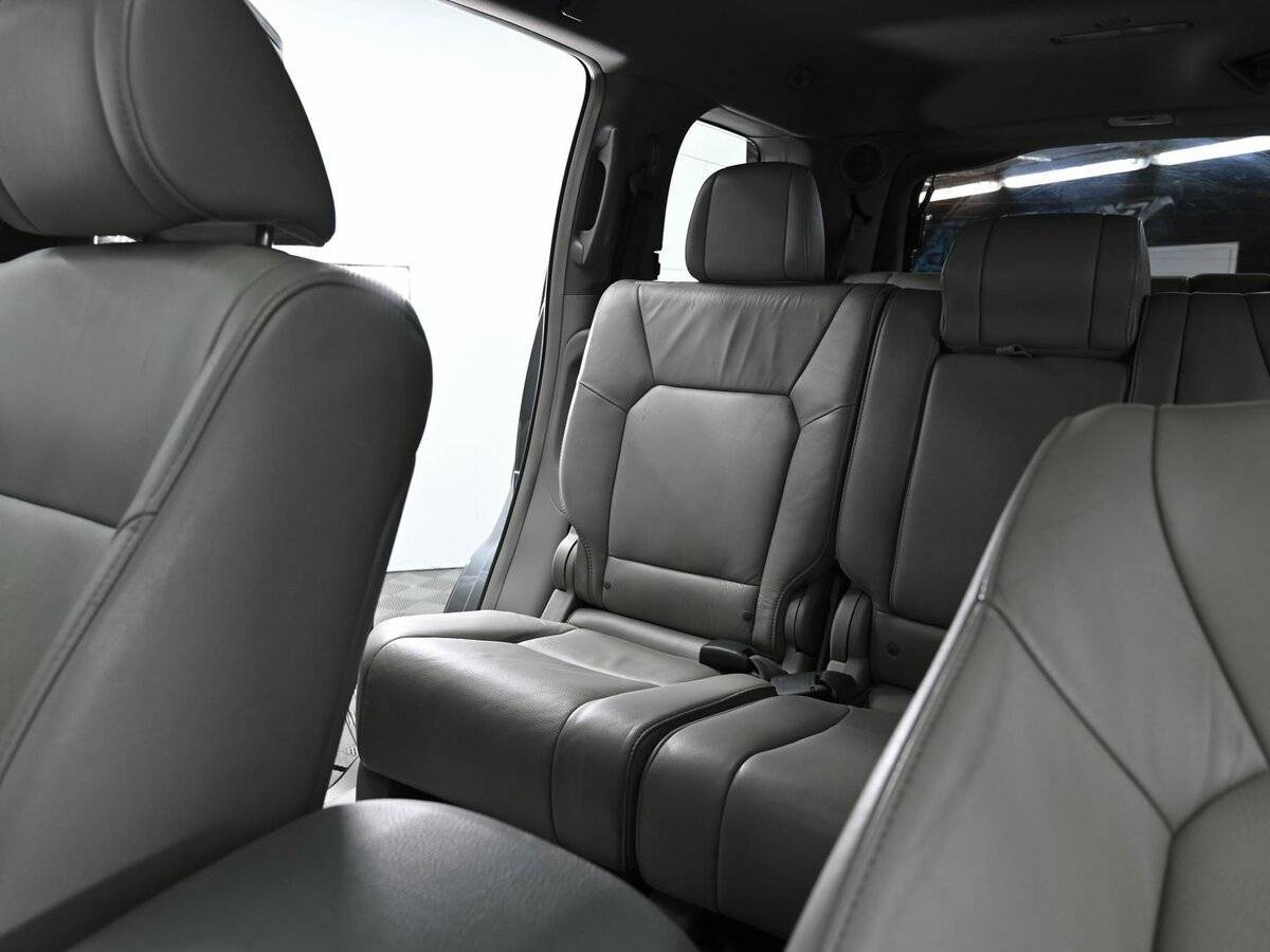 Купить Honda Pilot с пробегом. Фото: #11